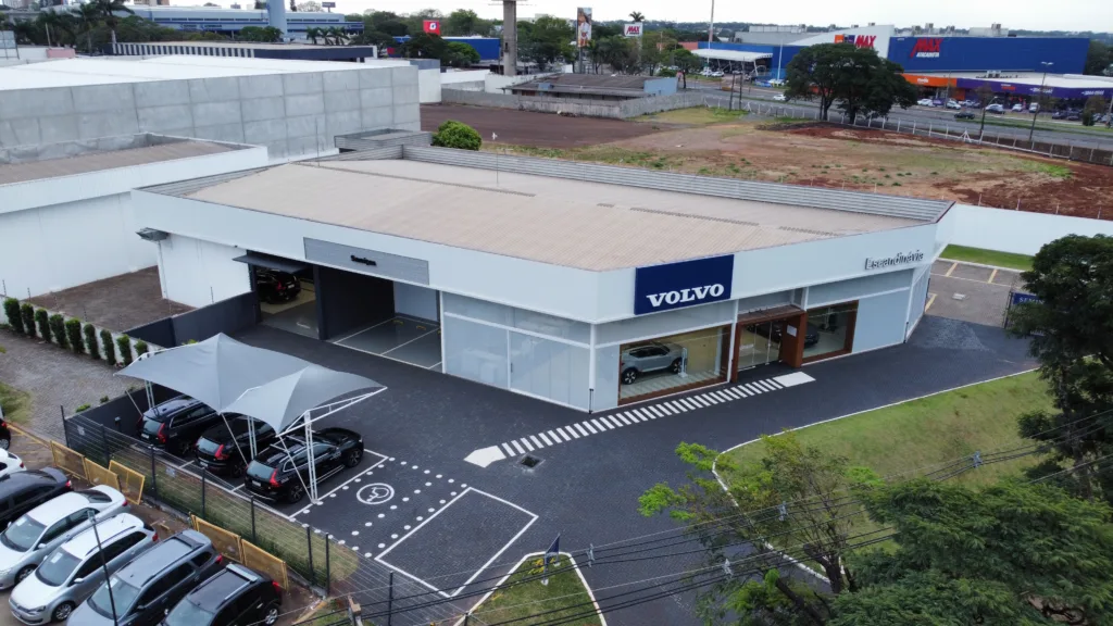 VOLVO