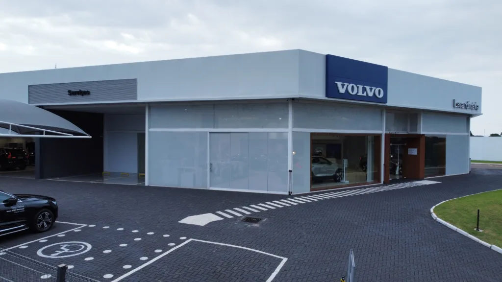 VOLVO